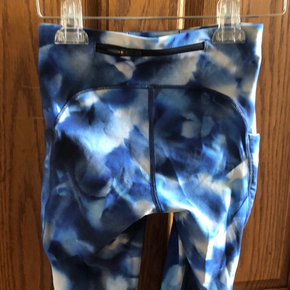 Blue and white Lululemon leggings - Picture 3 of 3